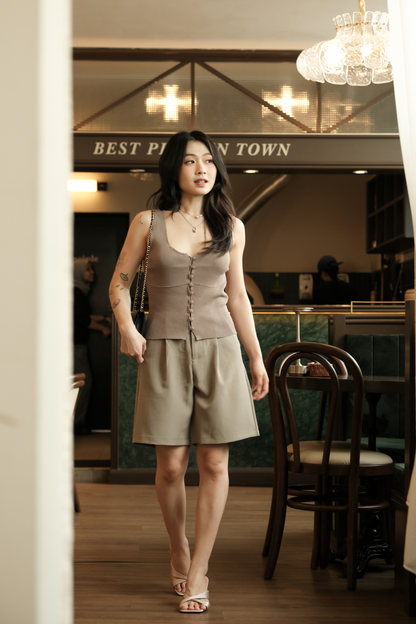Élise Knit Button Tank in Khaki