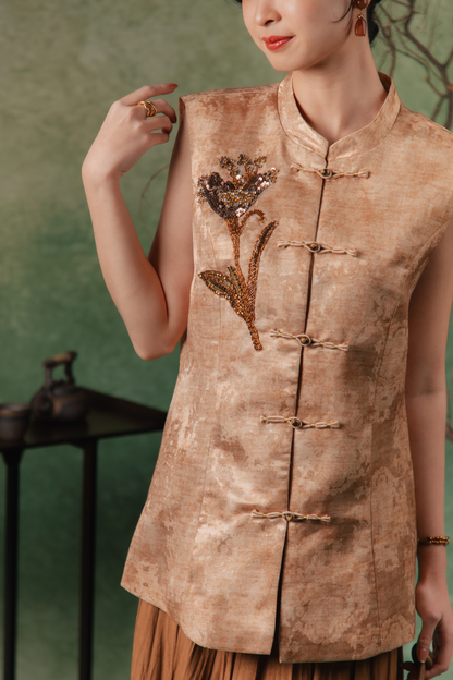 Eleanora Beaded Vest in Brown