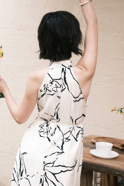 Noir Fleur Halter Maxi Dress in Cream