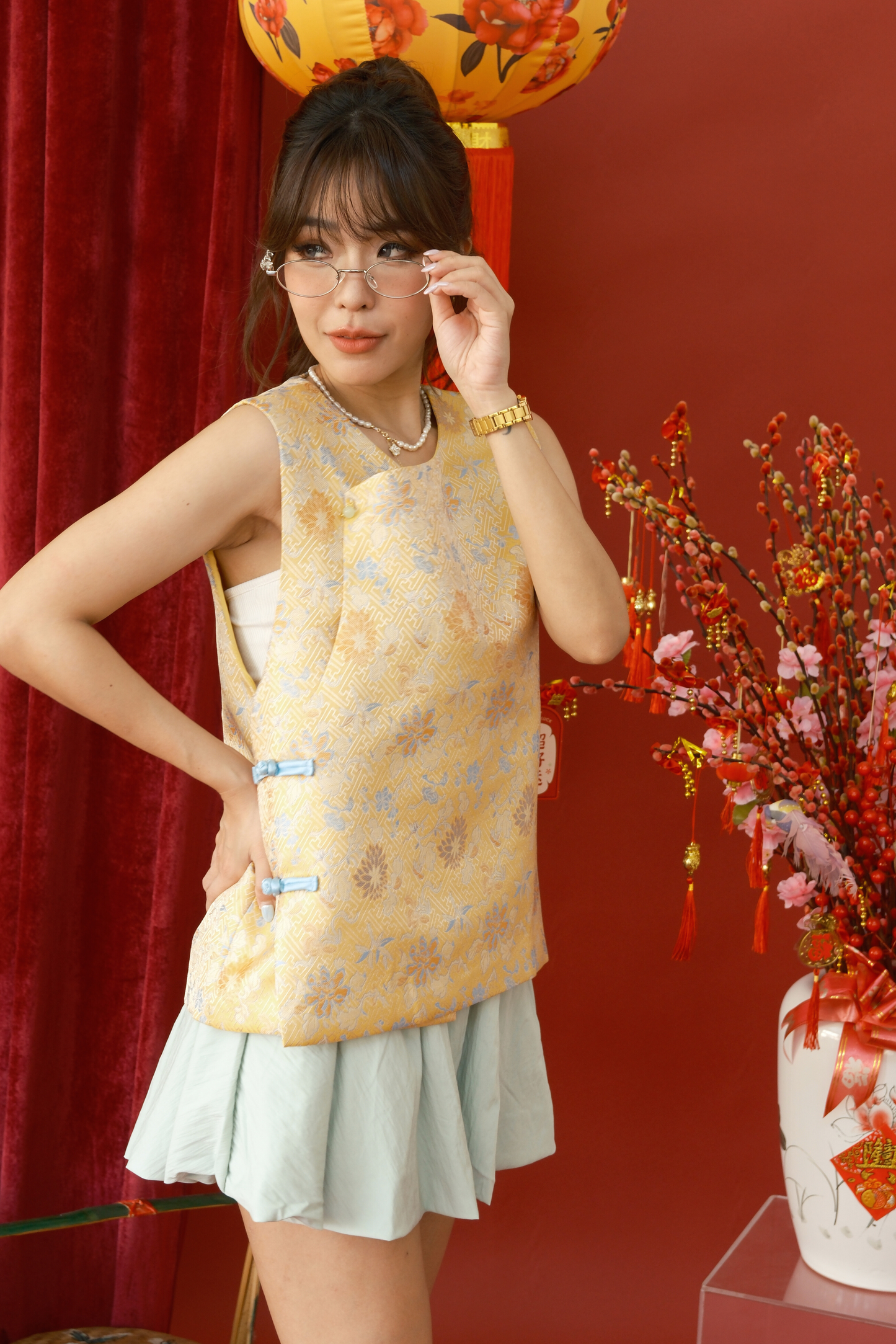 Lumière Jacquard Buttoned Vest (In-Stock)