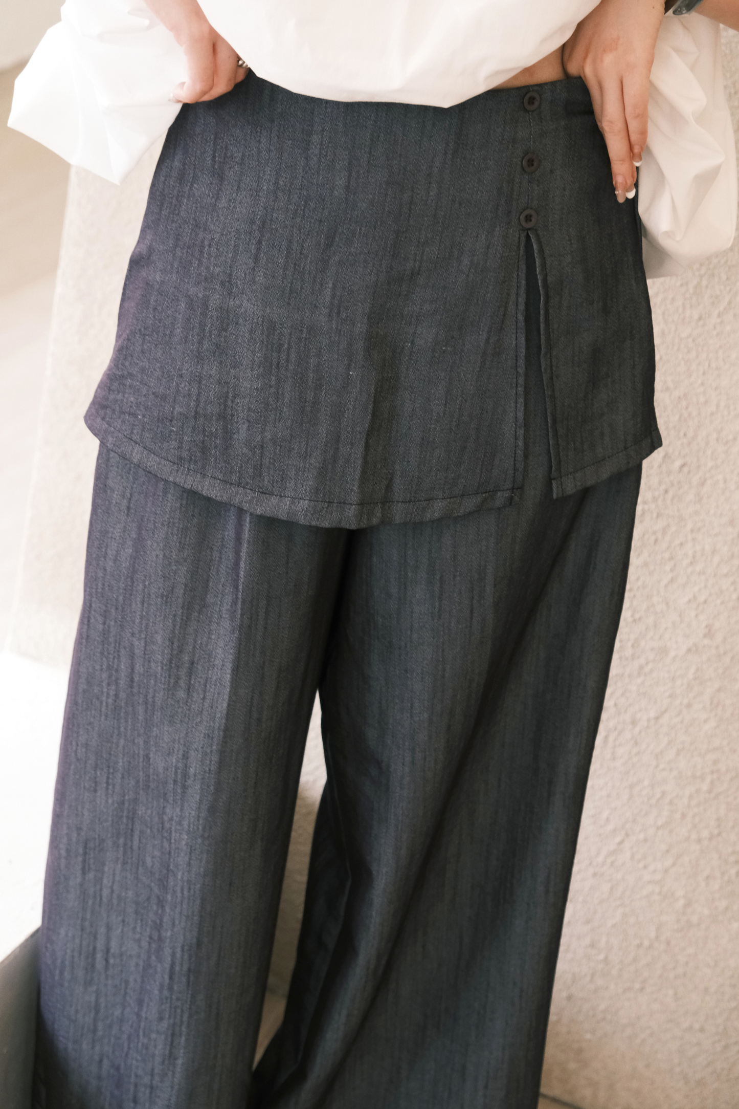 Harper Wide-Leg Pants in Blue