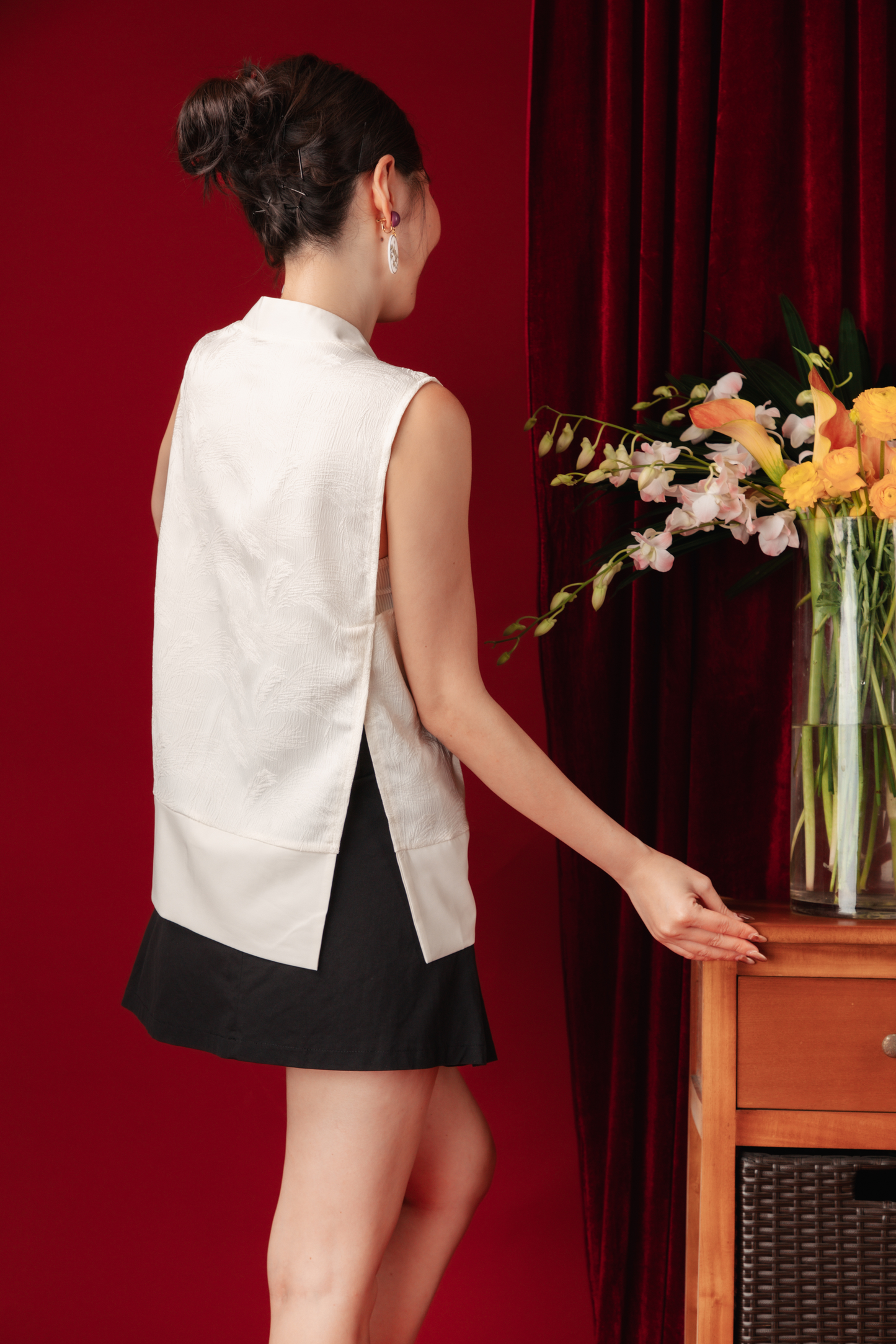 Ivory Bloom Tang Vest