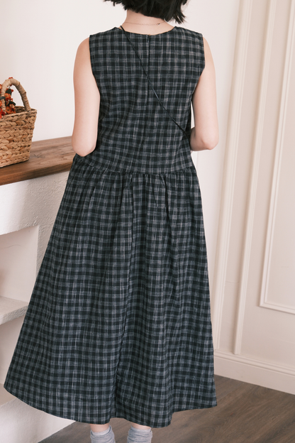 Elodie Plaid Midi Dress in Black