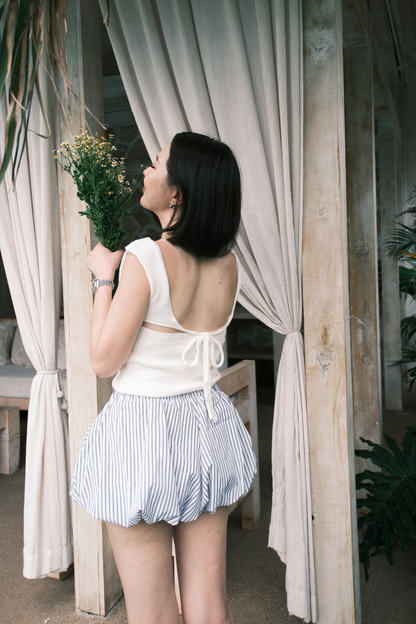 Zélie Striped Balloon Shorts in Black