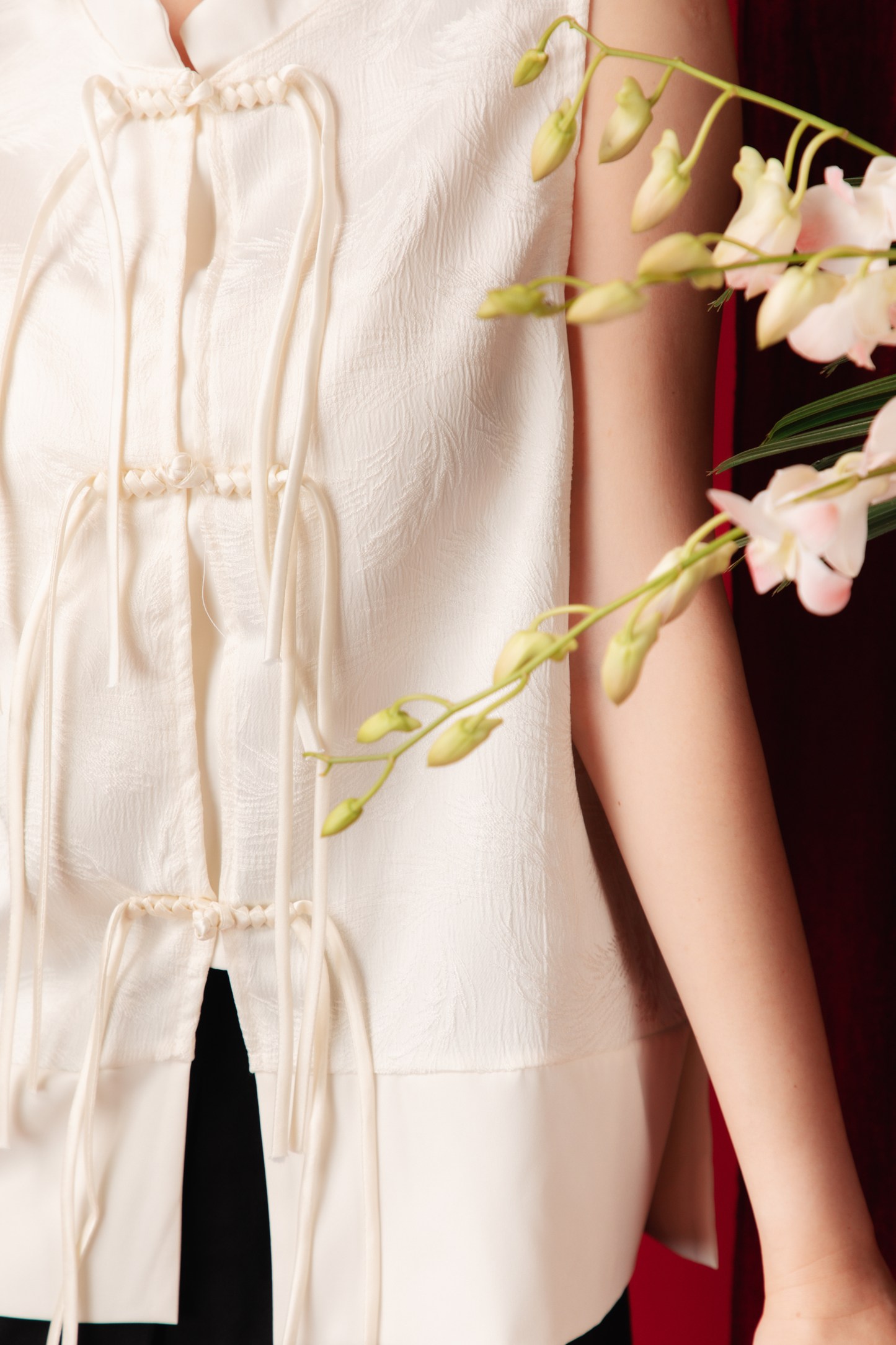 Ivory Bloom Tang Vest