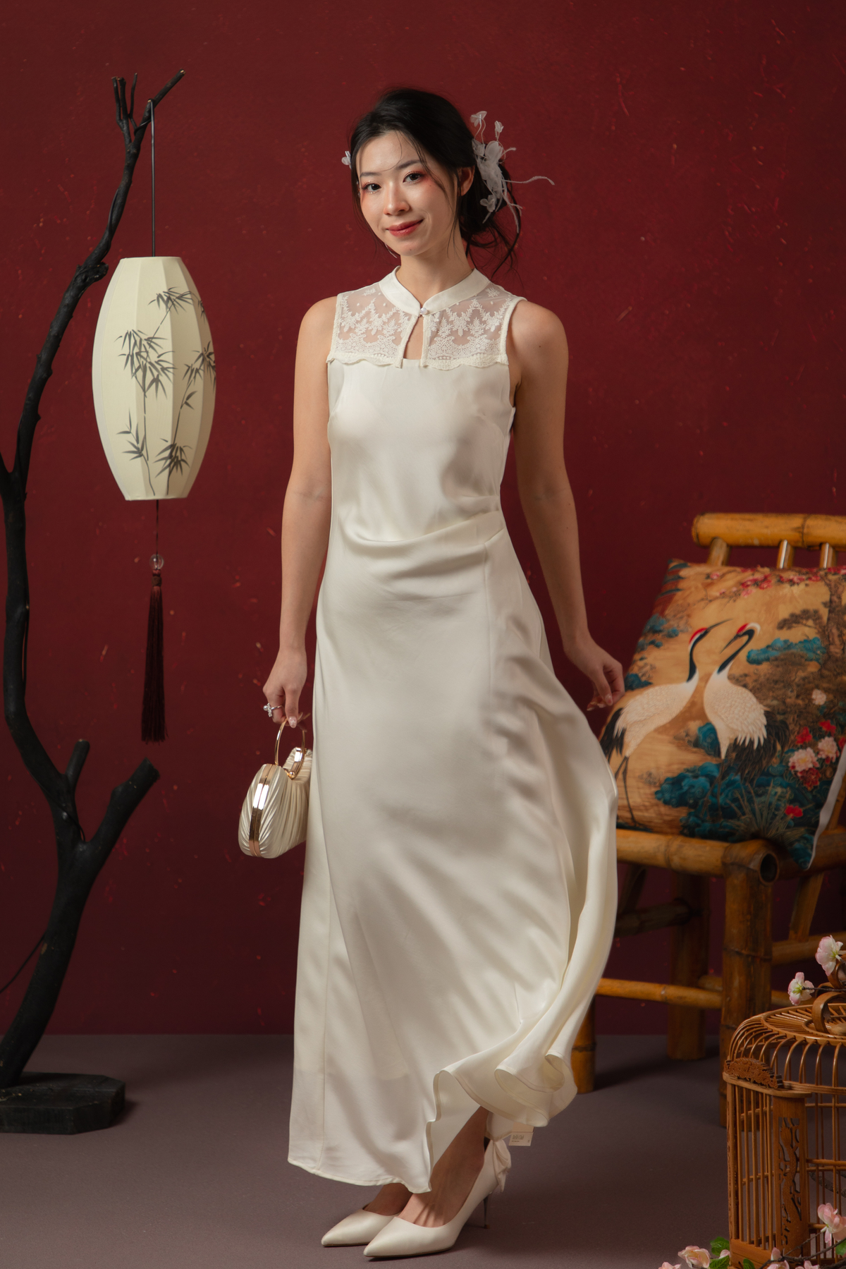 Amélie Perle Cheongsam Dress in Pearl White