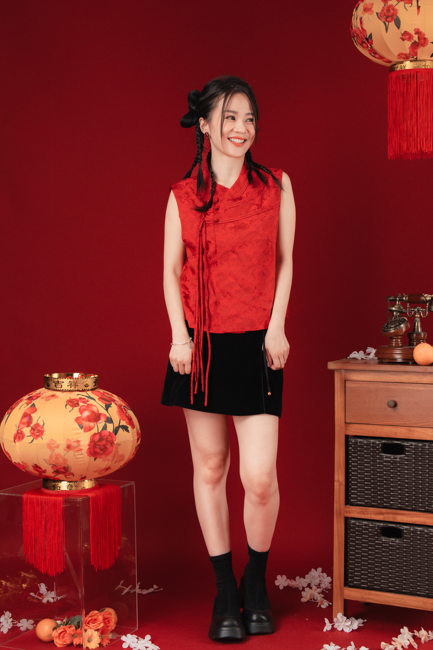 Aria Rouge Knot-Detail Brocade Vest in Red