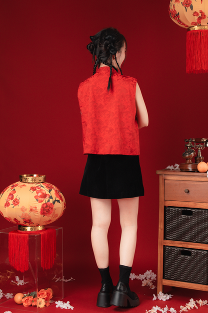 Aria Rouge Knot-Detail Brocade Vest in Red