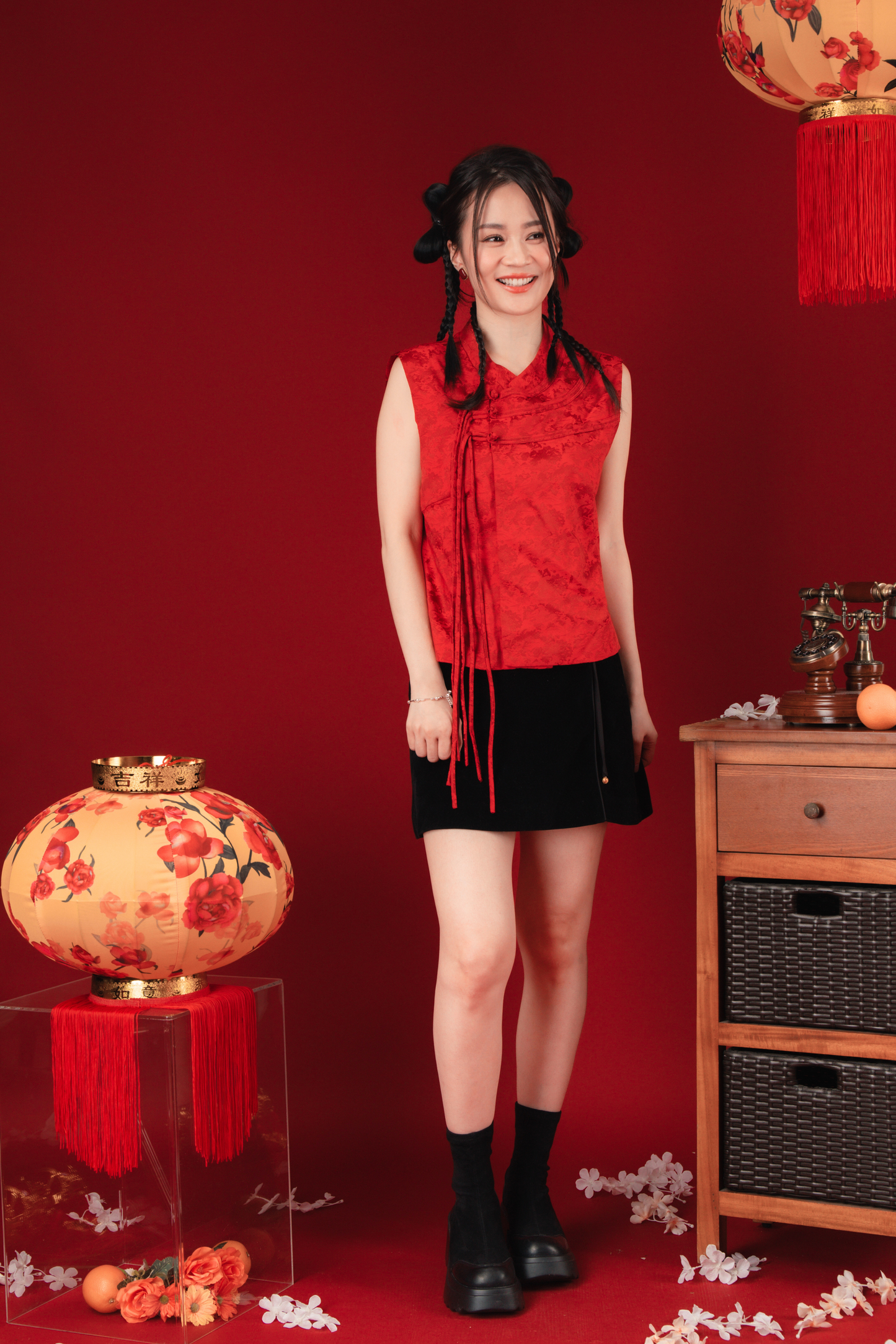 Aria Rouge Knot-Detail Brocade Vest in Red