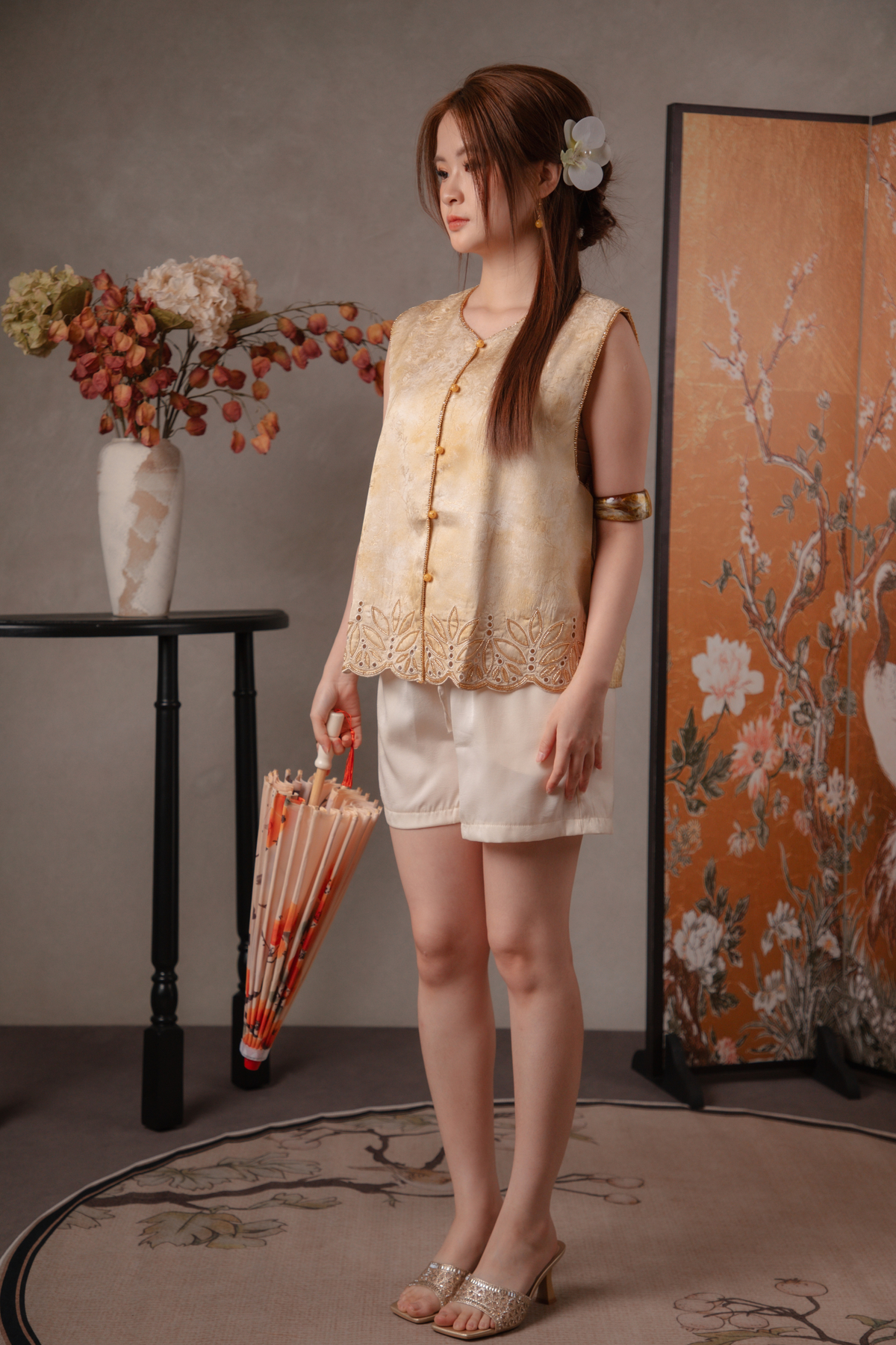 Sylvie Petal Sleeveless Cheongsam Top in Gold