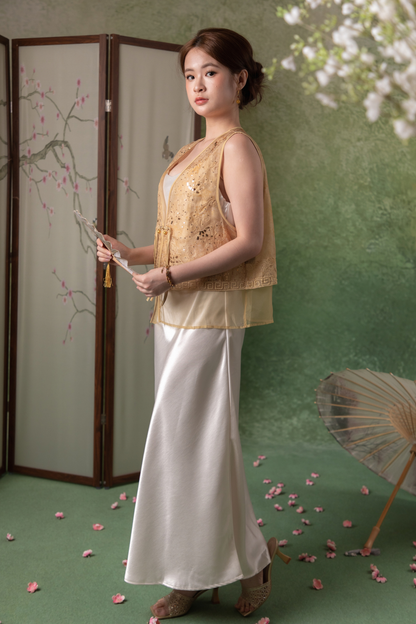 Gilded Sleeveless Cheongsam Top in Gold