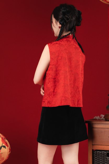 Aria Rouge Knot-Detail Brocade Vest in Red