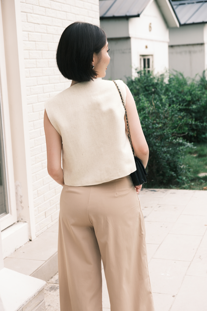 Lila Textured Button-Front Vest