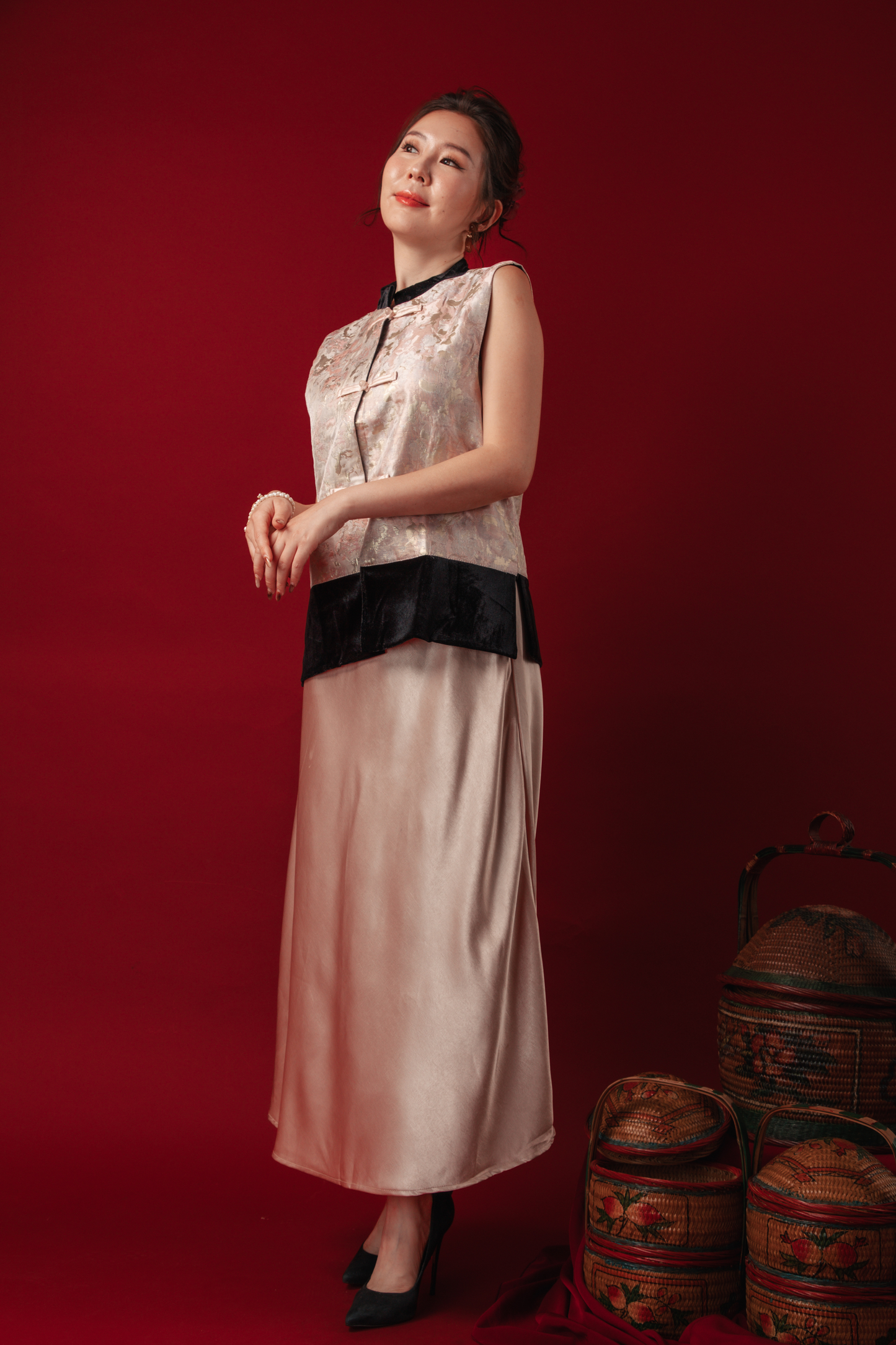 Luna Noir Brocade Vest