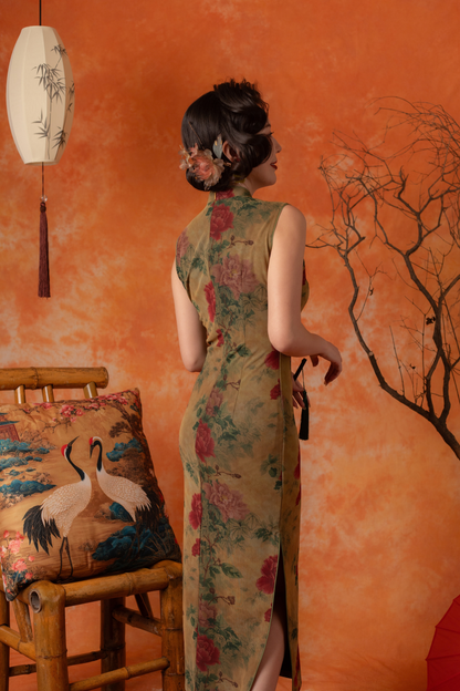 Peony Grove Cheongsam Dress in Olive