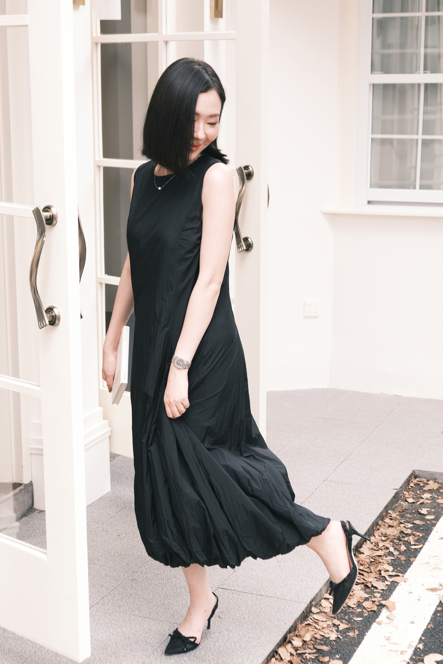 Amélie Cloud Hem Midi Dress in Black