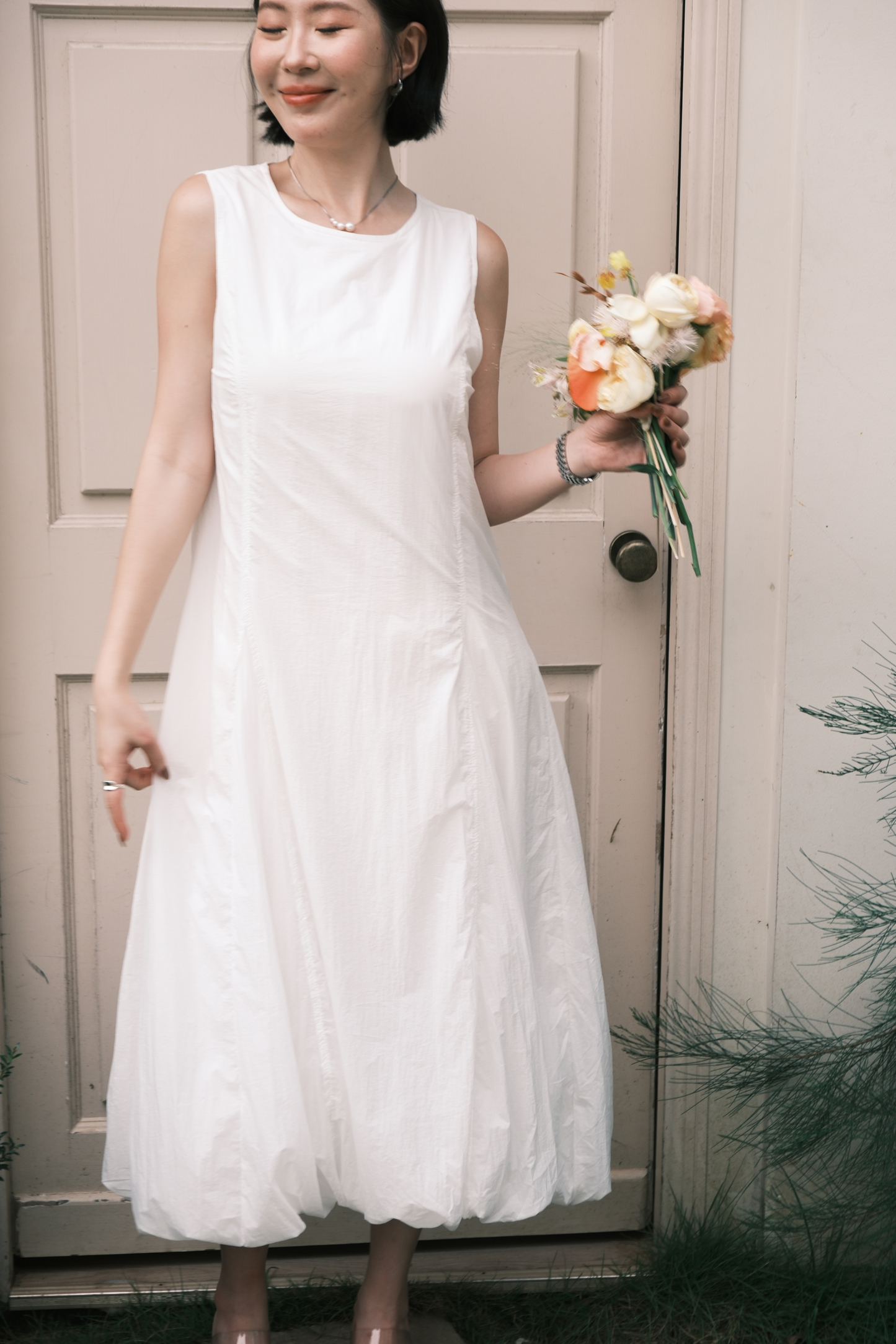 Amélie Cloud Hem Midi Dress in White