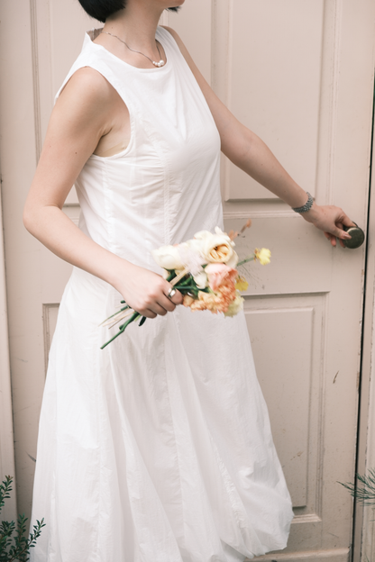 Amélie Cloud Hem Midi Dress in White