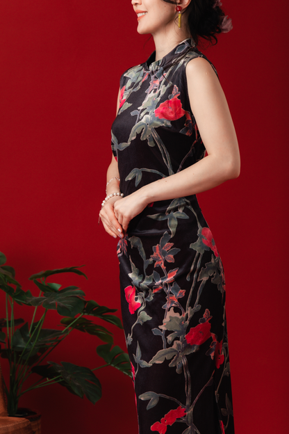 Veyna Velvet Blossom Cheongsam