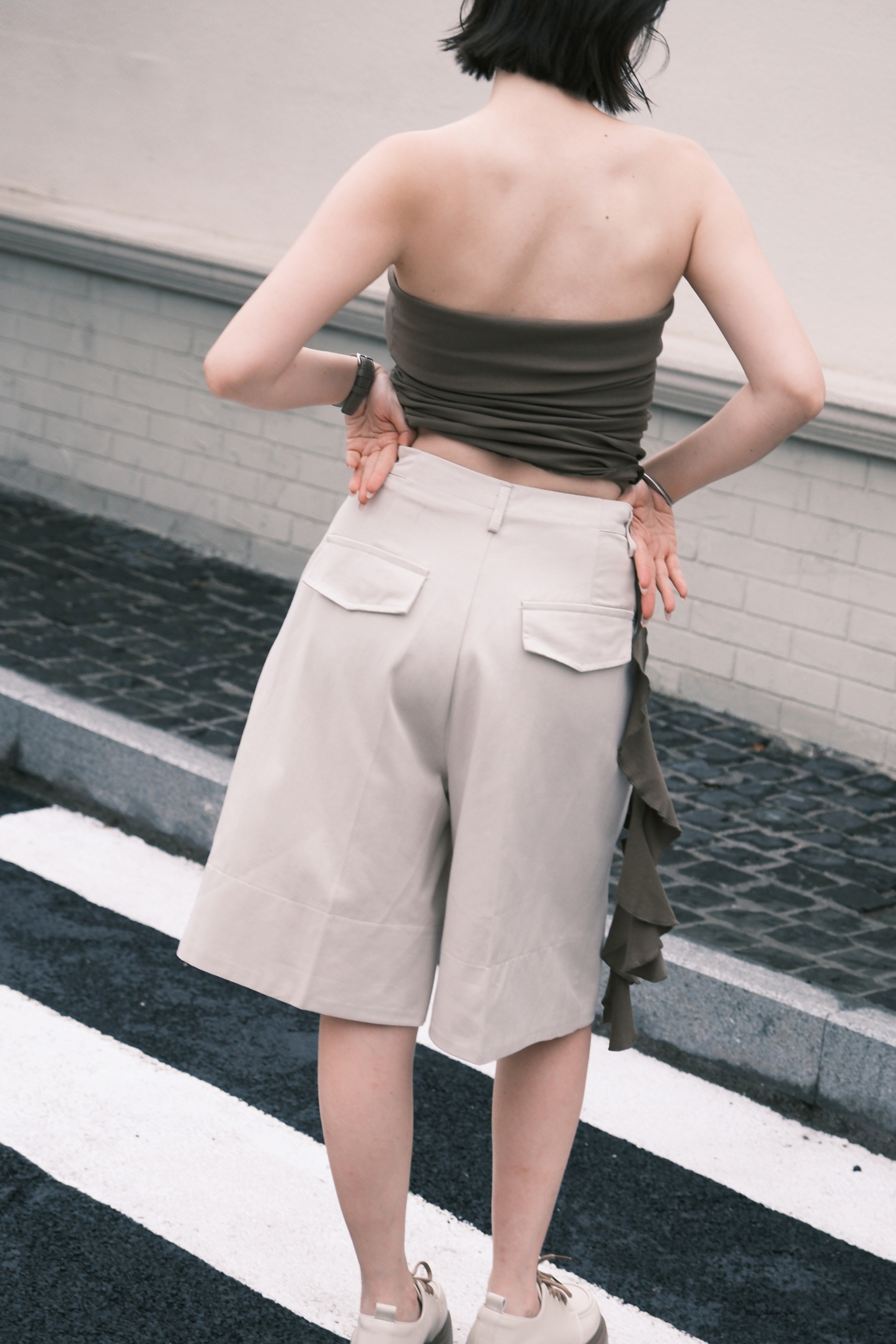 Aurelia Bermuda Shorts in Cream