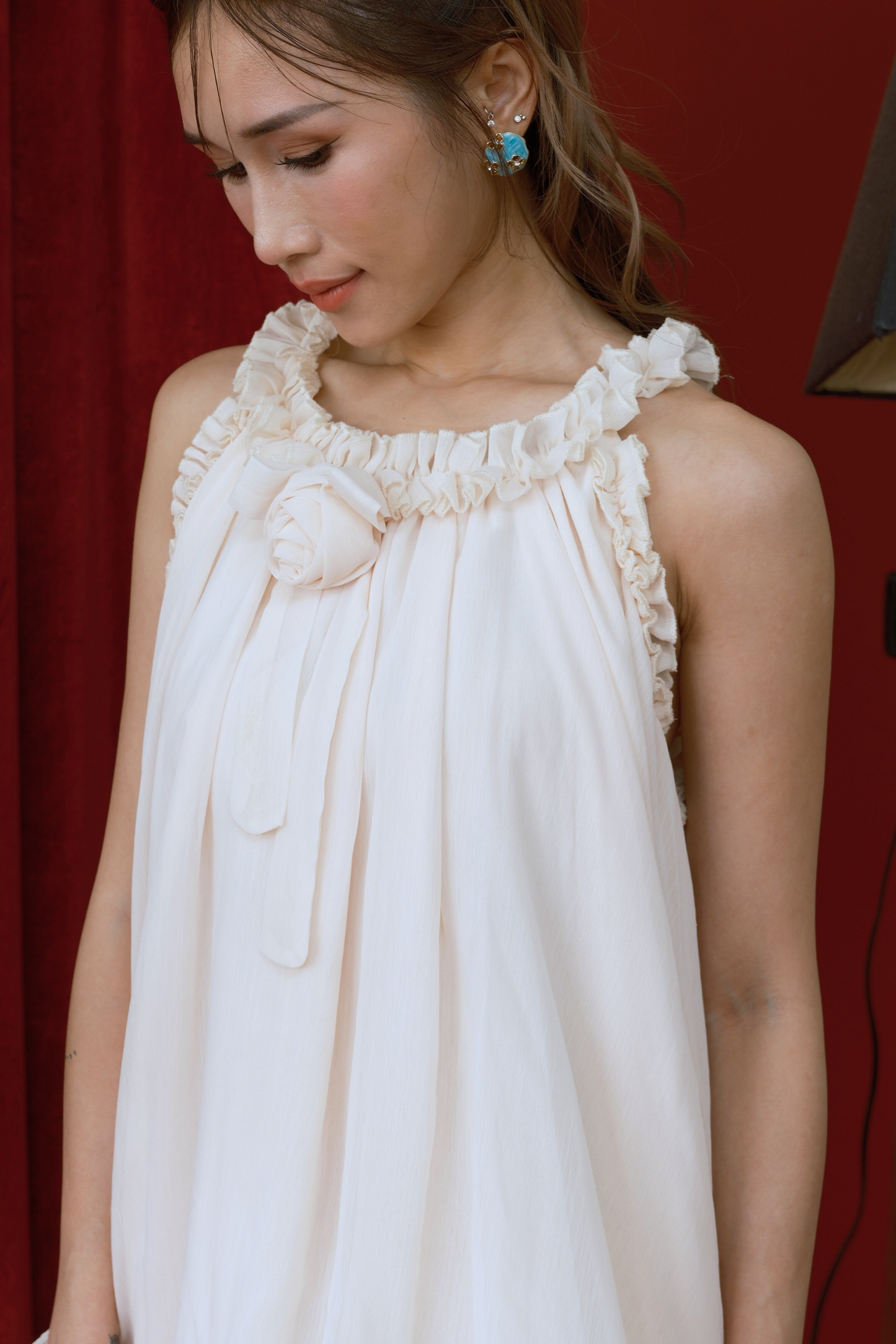 Ruffle Hanging Neck Lace Dress