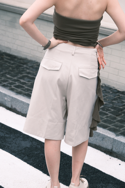 Aurelia Bermuda Shorts in Cream
