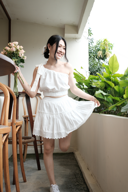 Élodie Lace Mini Skirt
