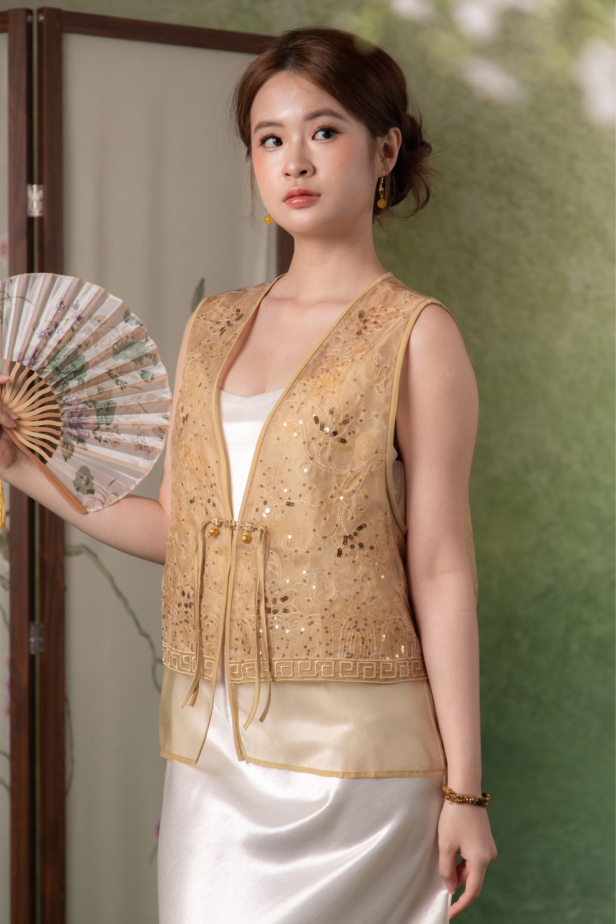 Gilded Sleeveless Cheongsam Top in Gold