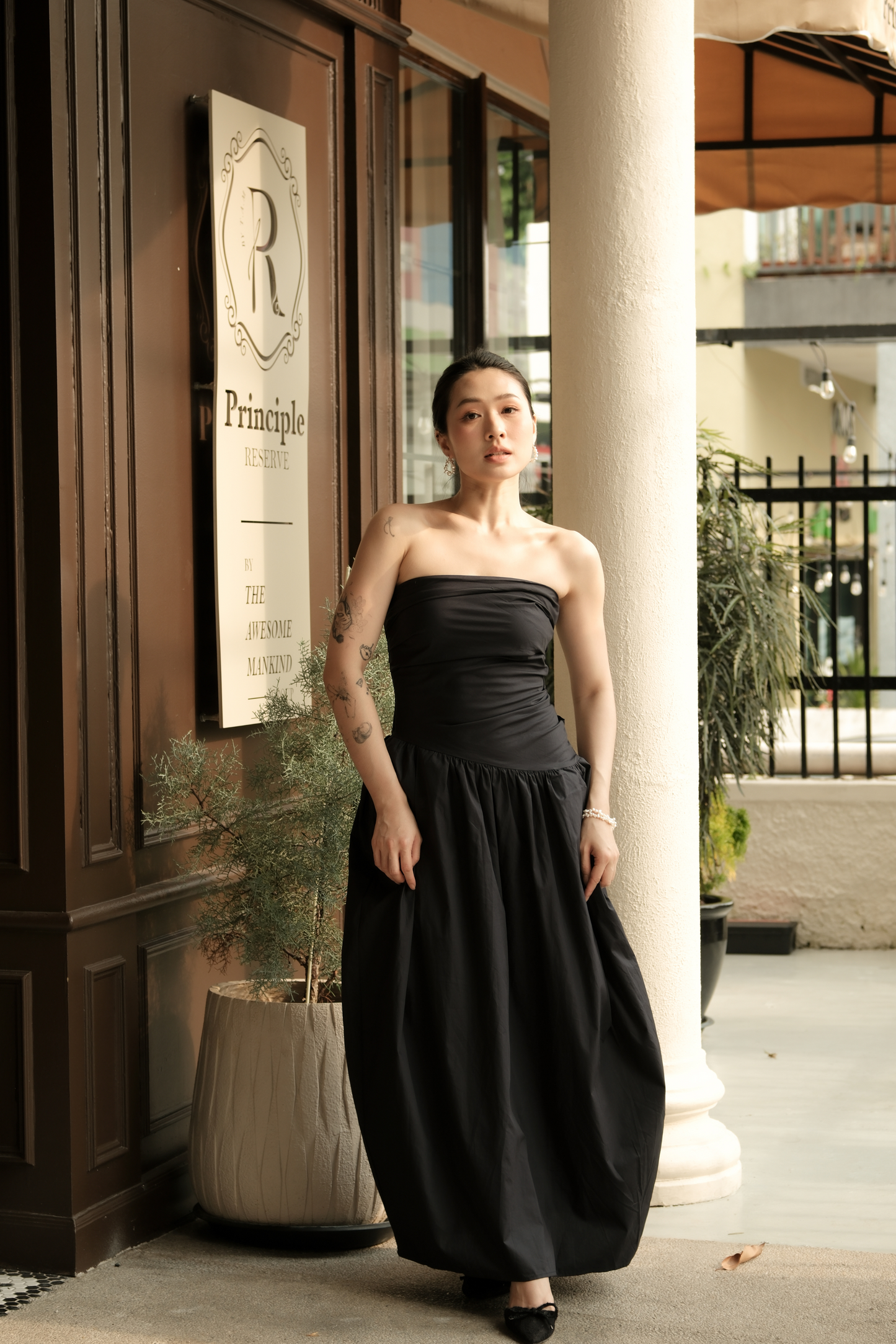 Céline Pure Bow Gown in Dark Blue