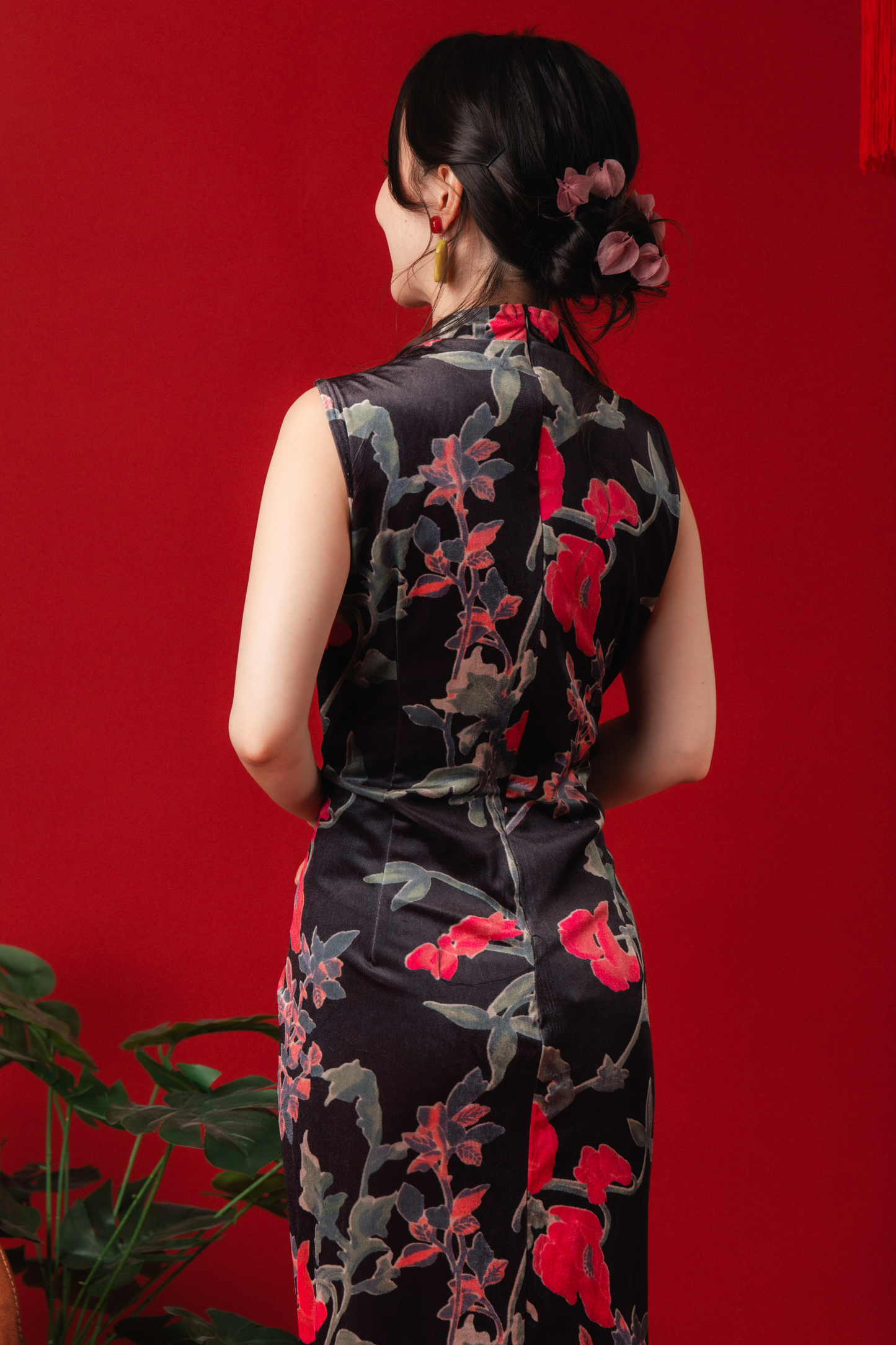 Veyna Velvet Blossom Cheongsam