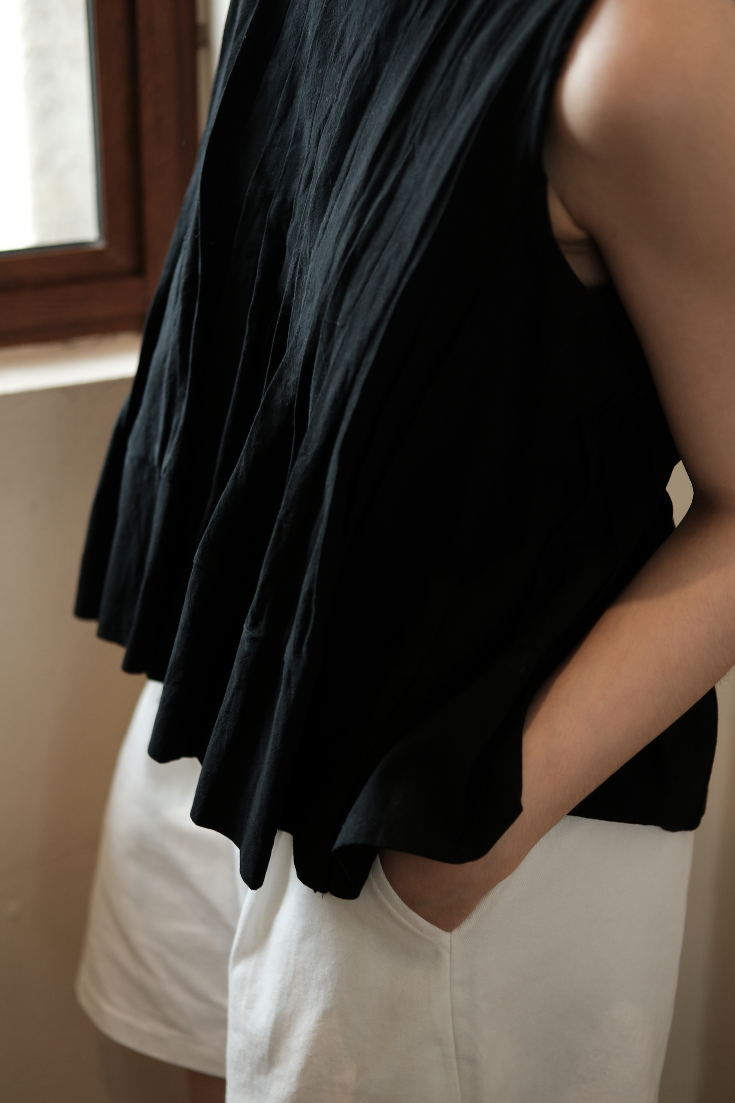 Margaux Pleated Swing Blouse in Black