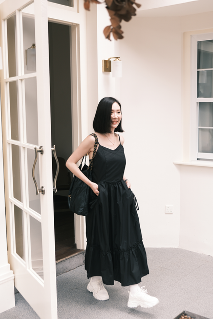 Éloise Ruffled Maxi Dress in Black