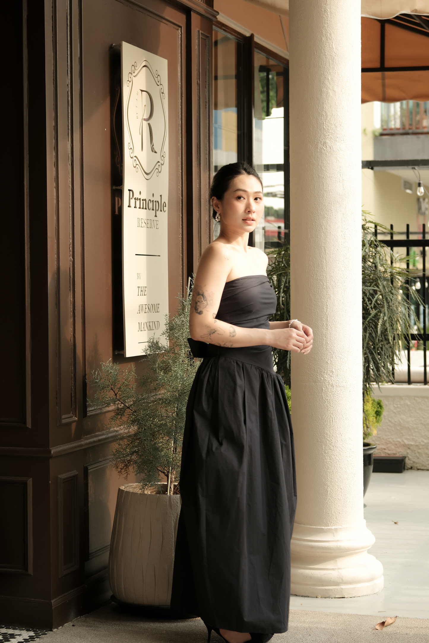 Céline Pure Bow Gown in Dark Blue