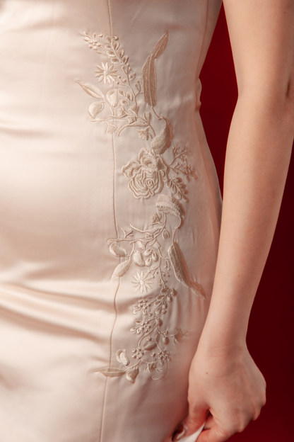 Ivory Grace Lace Cheongsam Dress (In-Stock)