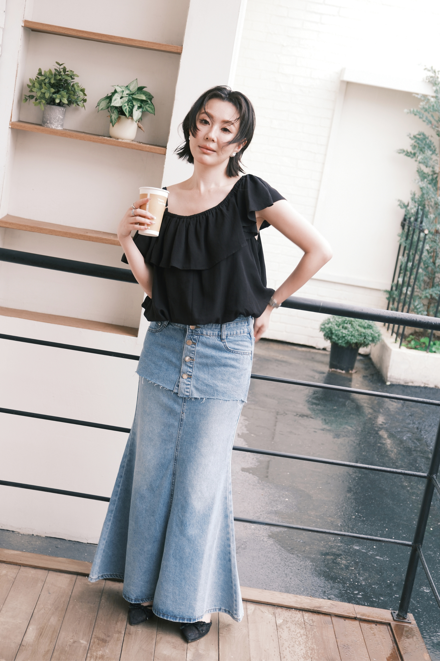 Audrey Ruffle Top in Black