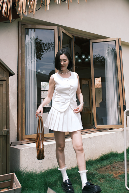 Arielle Sculpted Pleats Twinset in White