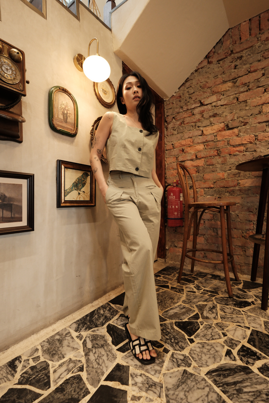 Colette Wide-Leg High-Waisted Trousers in Light Green
