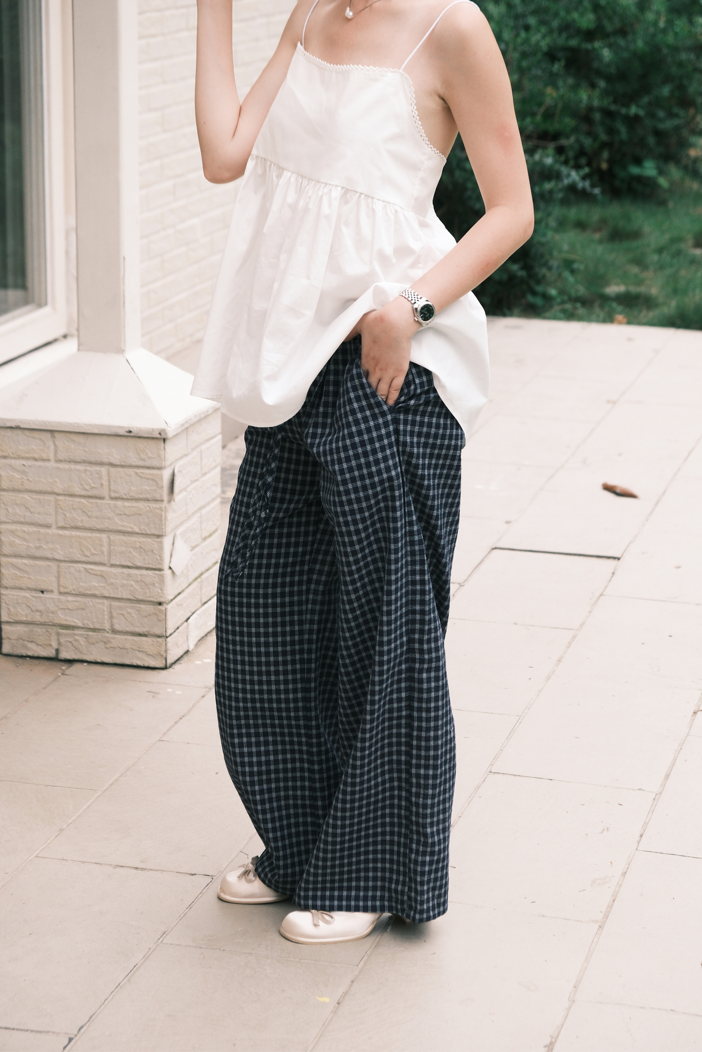 Isla Open-Back Lace Trim Cami Top in White