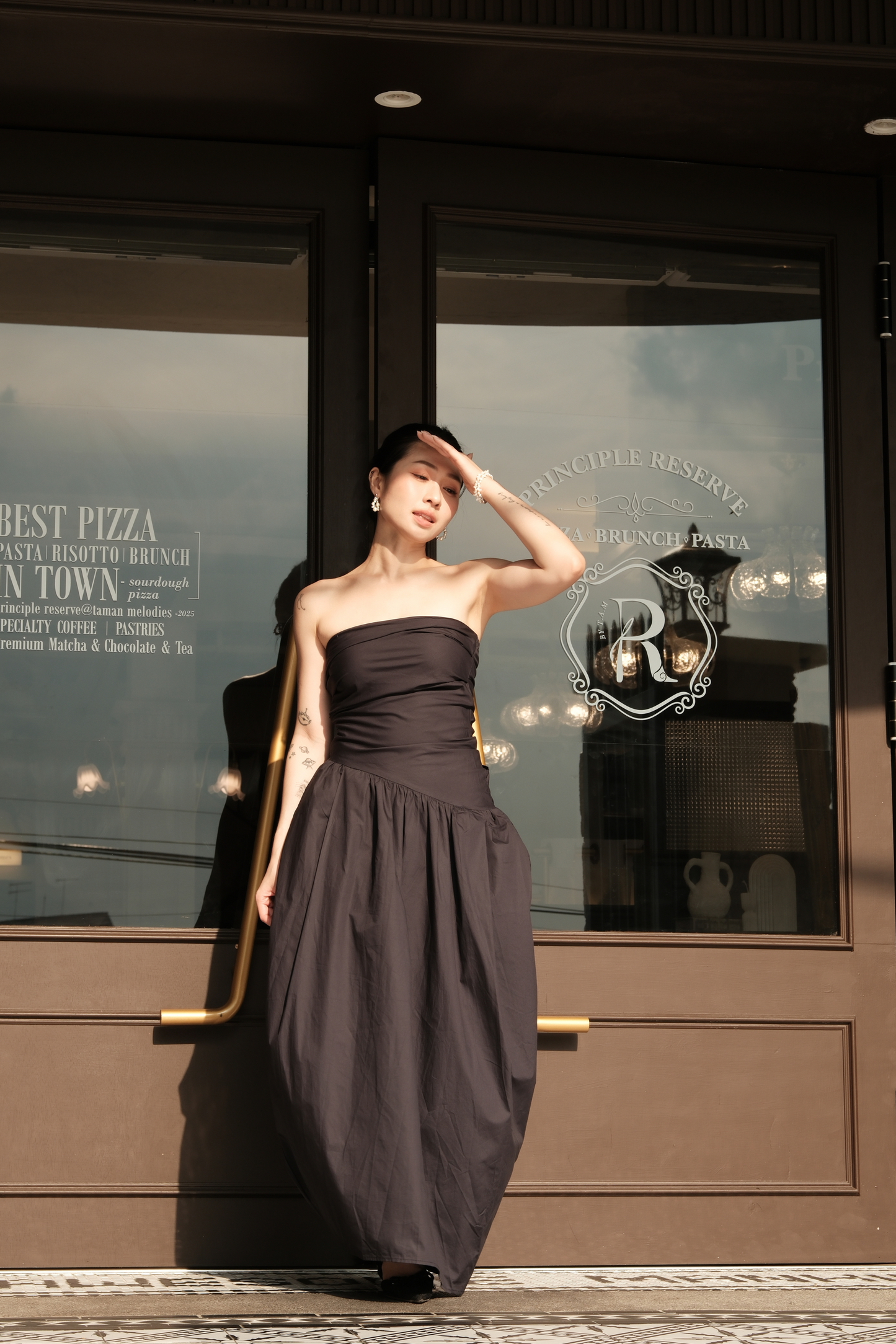 Céline Pure Bow Gown in Dark Blue