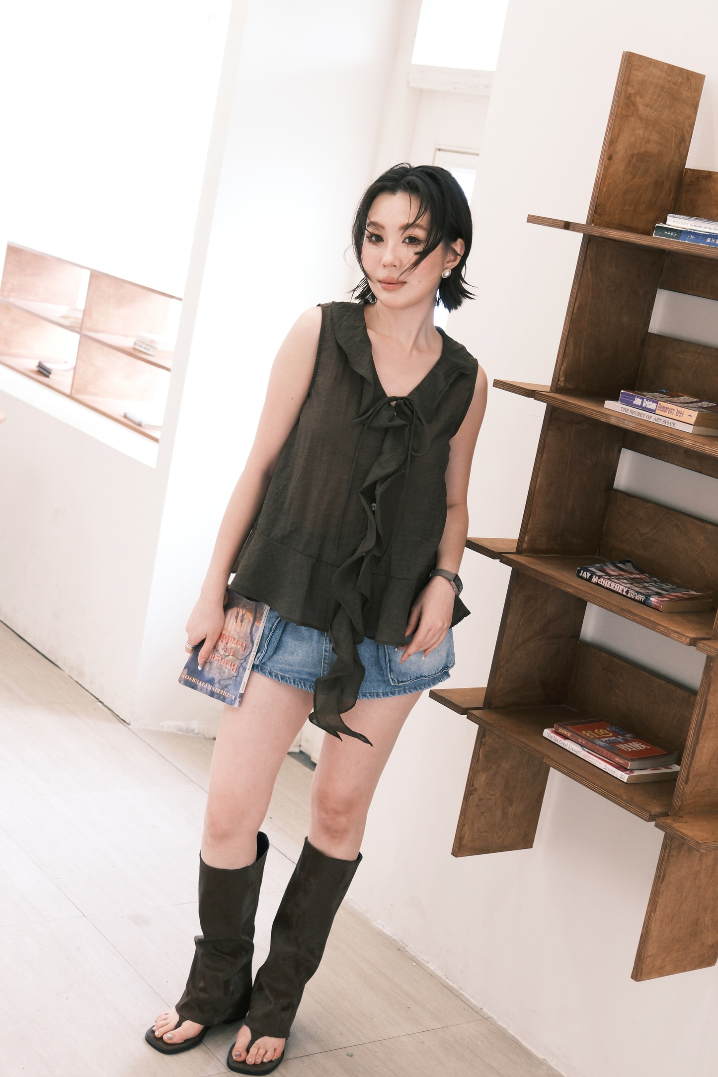 Arabella Ruffle Top in Coffee