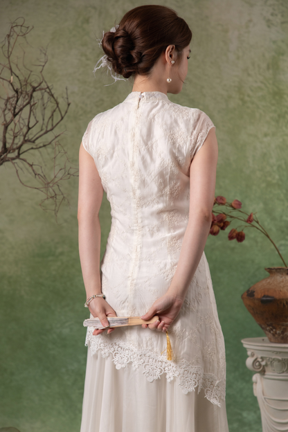 Nerissa Petal Cheongsam Dress in White