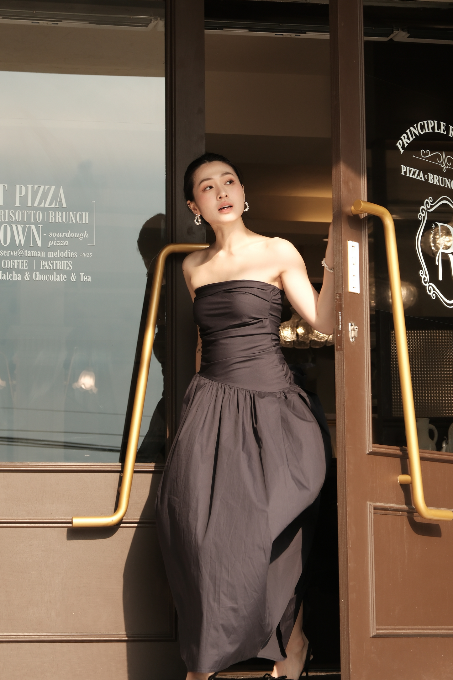 Céline Pure Bow Gown in Dark Blue