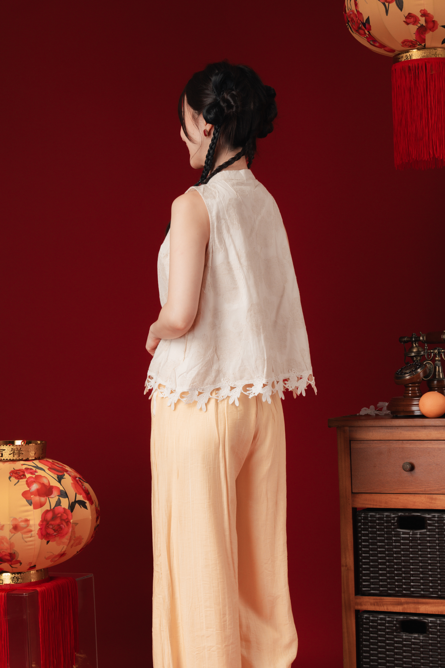 Élodie Embroidered Vest & Flowy Pants Set