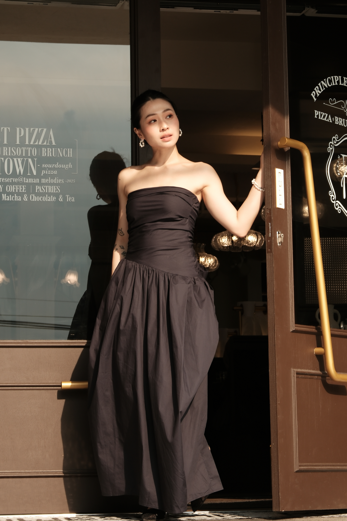 Céline Pure Bow Gown in Dark Blue