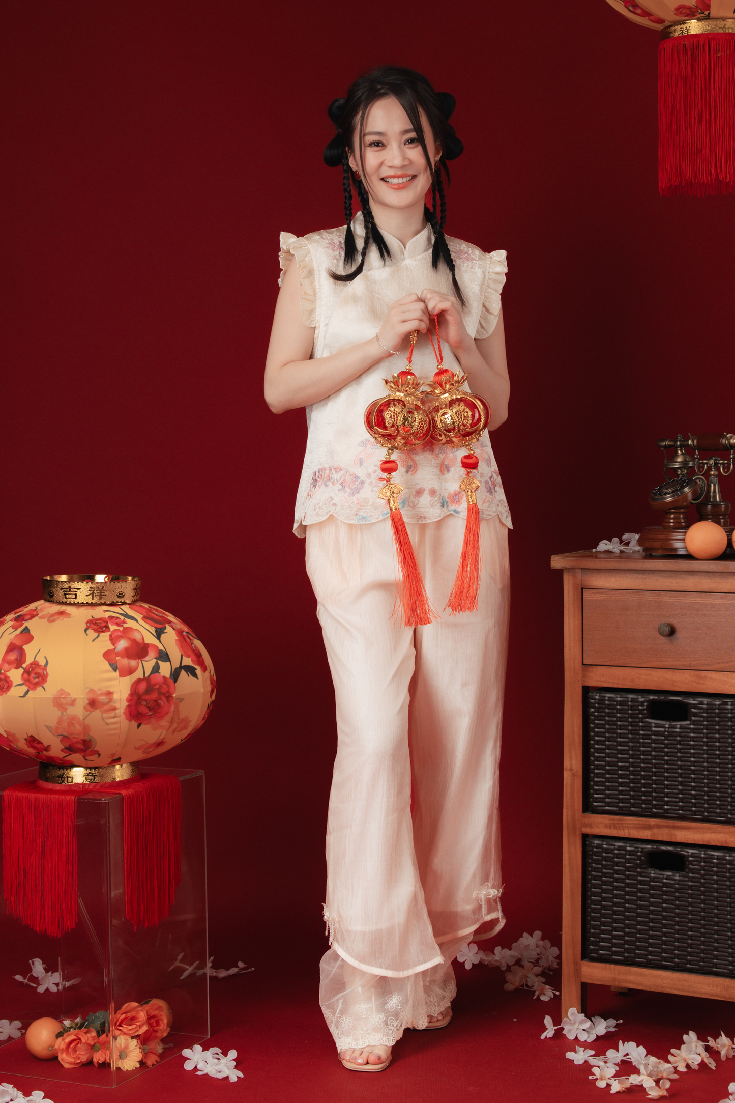 Élise Pearl-Sheen Lace Wide-Leg Pants (In-Stock)