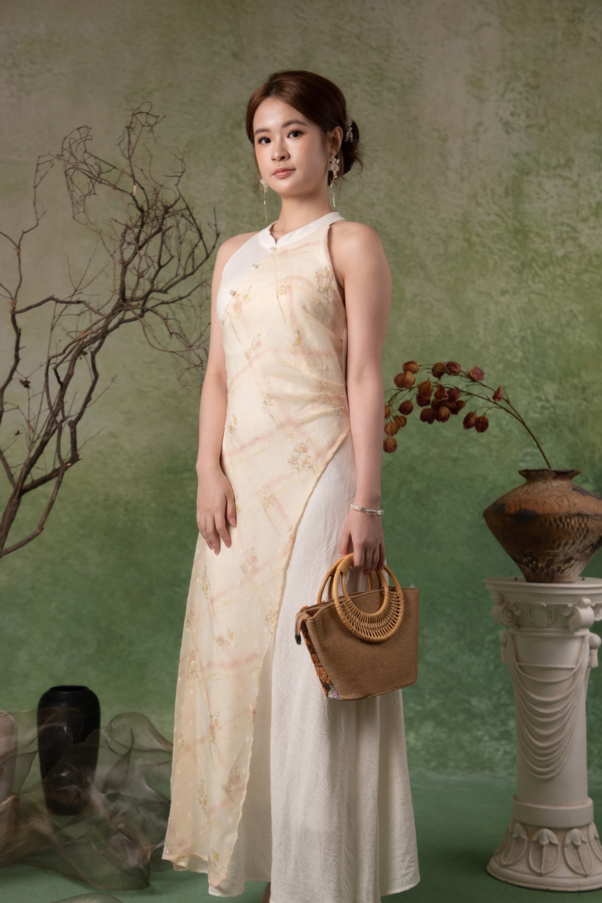 Tessa Meadow Cheongsam Dress in Cream