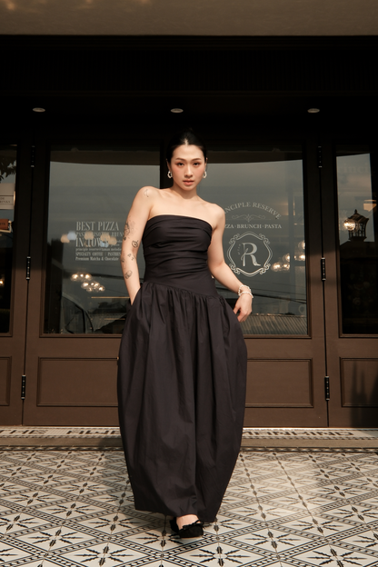 Céline Pure Bow Gown in Dark Blue