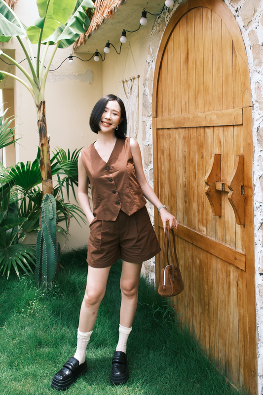 Violette Buttoned Vest in Khaki