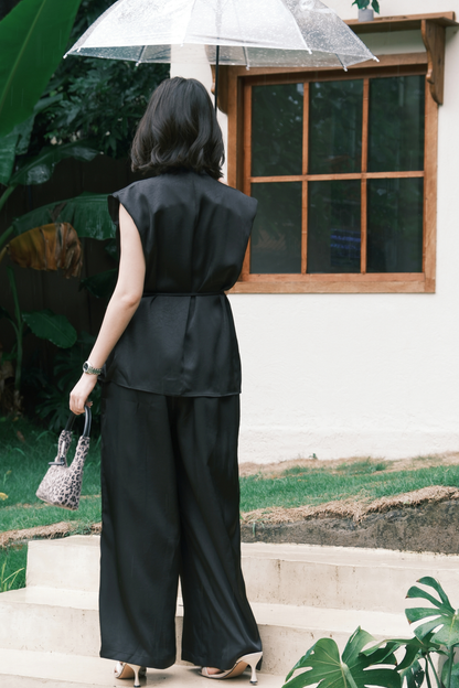 Olienne Satin Wrap Set in Black