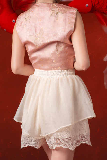 Rosalind Lace Layer Shorts in Ivory